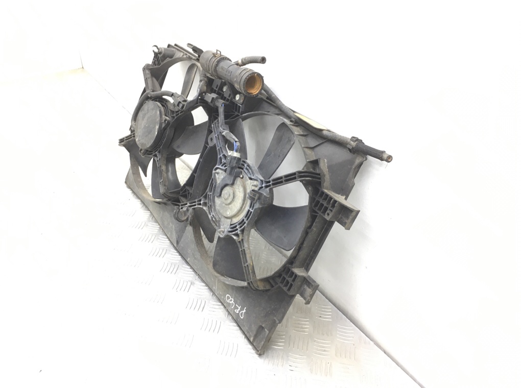 Вентилятор радиатора бу для Peugeot 4007  2.2 HDi,  2010 г.