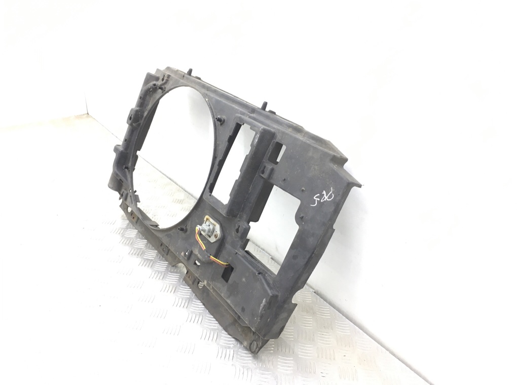 Панель передняя (телевизор) бу для Peugeot Partner 1 1.4 i,  2008 г.