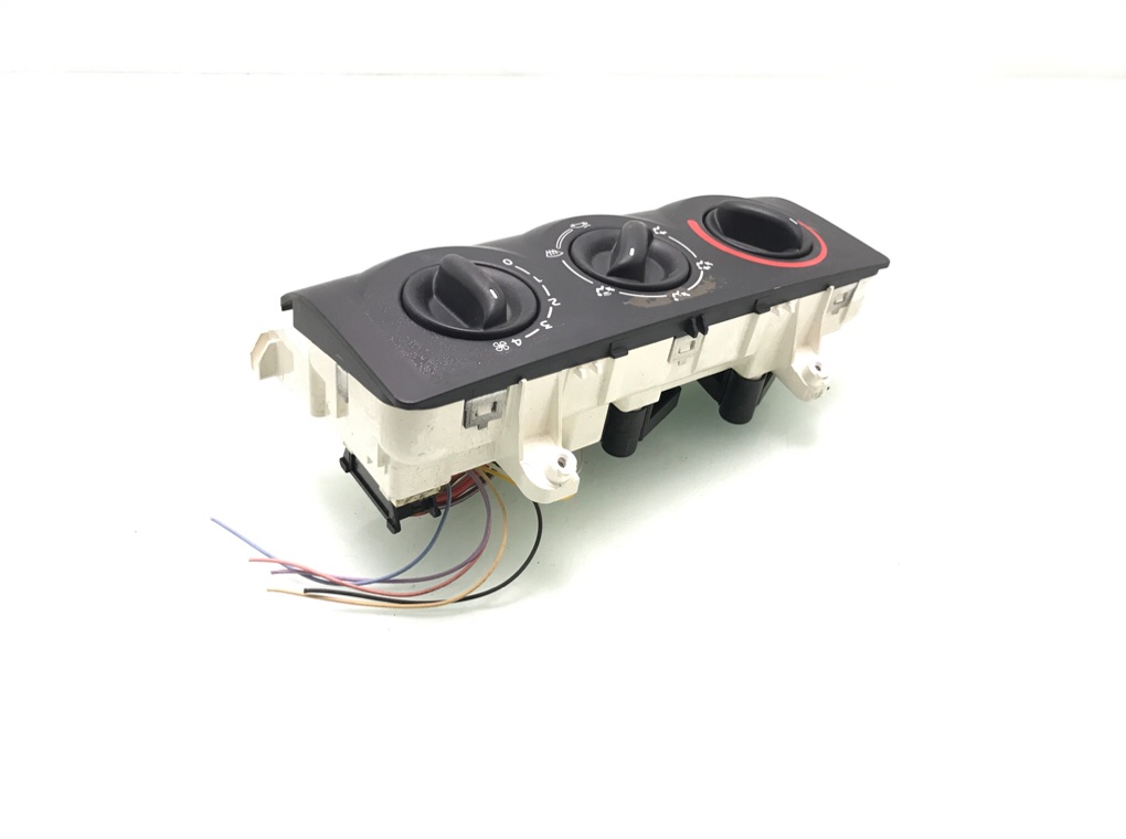 Блок управления печки/климат-контроля бу для Renault Clio 2 1.2 i,  2003 г.