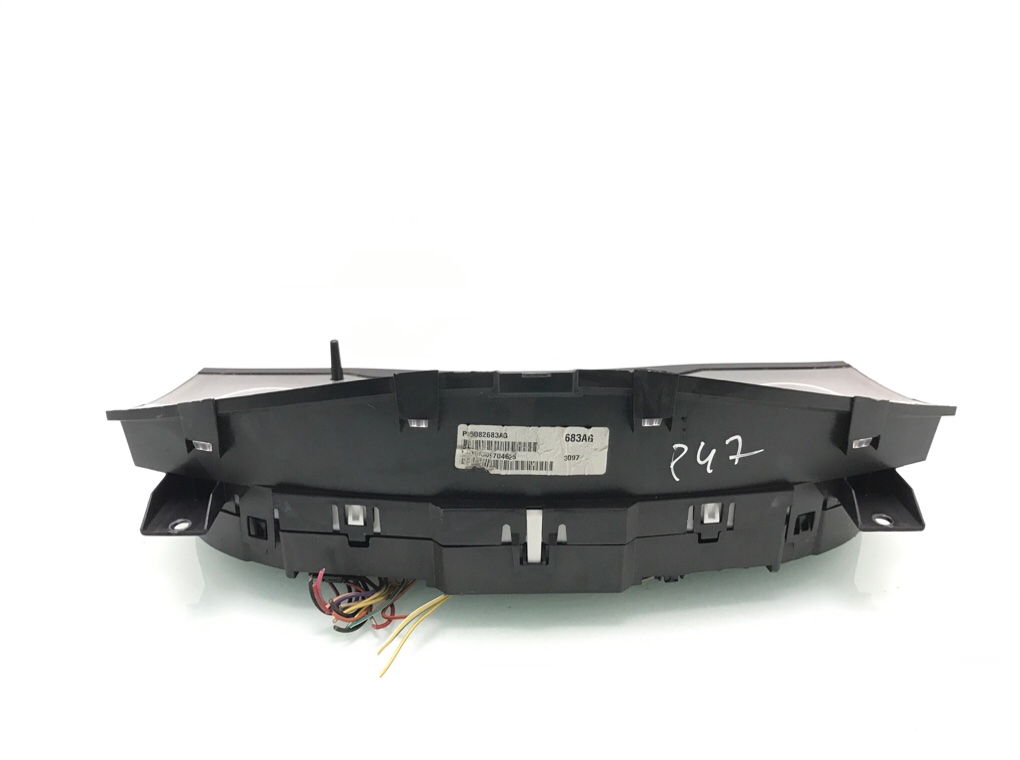 Щиток приборов (приборная панель) бу для Chrysler Grand Voyager 2.8 CRD, 2008 г. Щиток приборов (приборная панель) бу для Chrysler Grand Voyager 2.8 CRD, 2008 г.