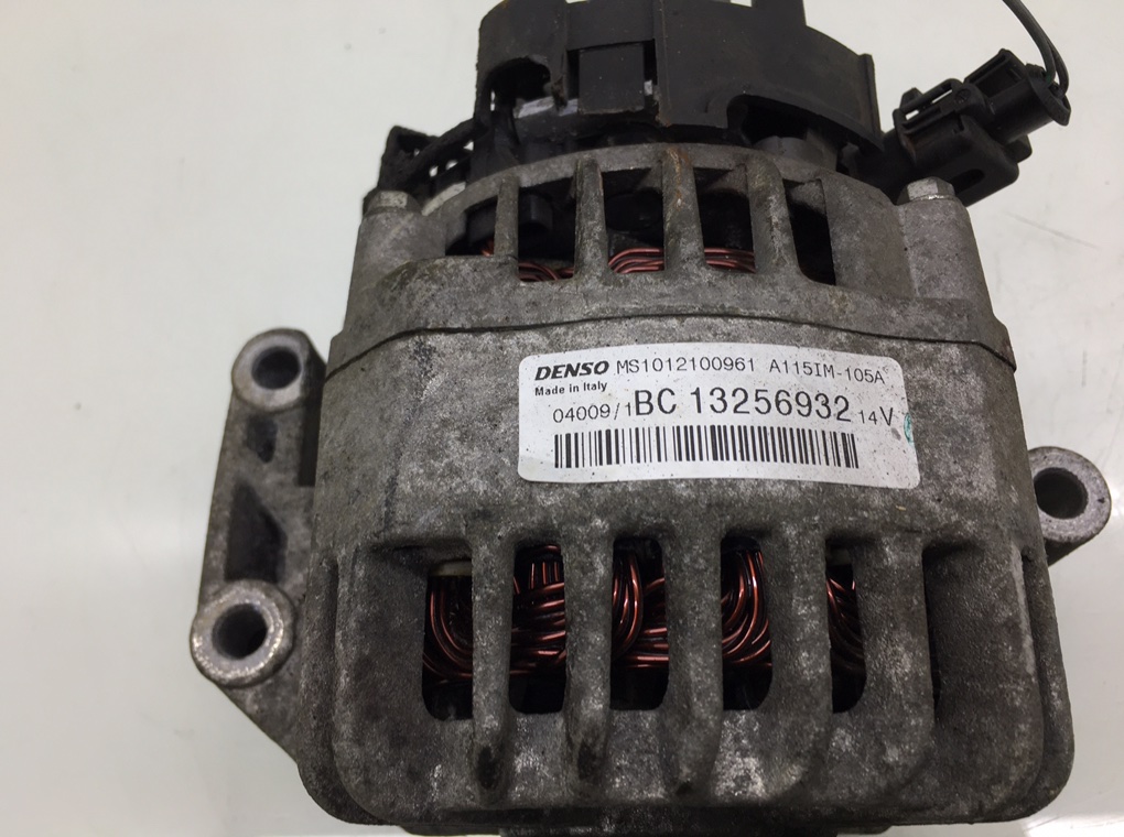 Генератор бу для Opel Corsa D 1.3 CDTi,  2009 г.