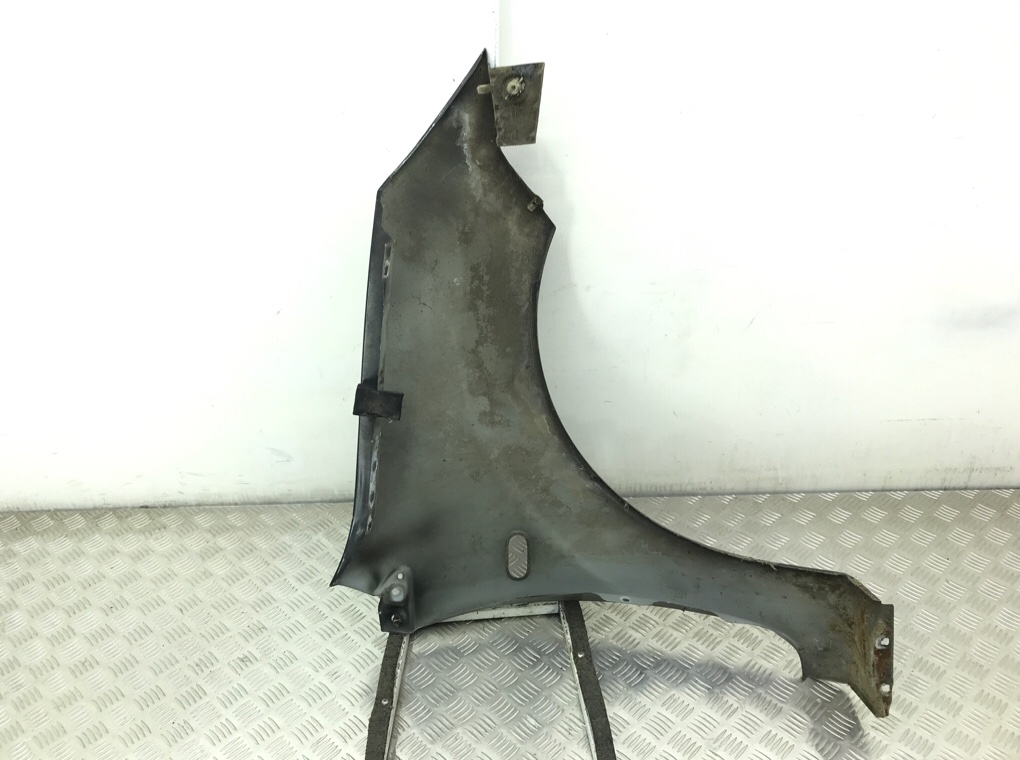 Крыло переднее левое бу для Ford Fiesta 5 1.4 i,  2004 г.