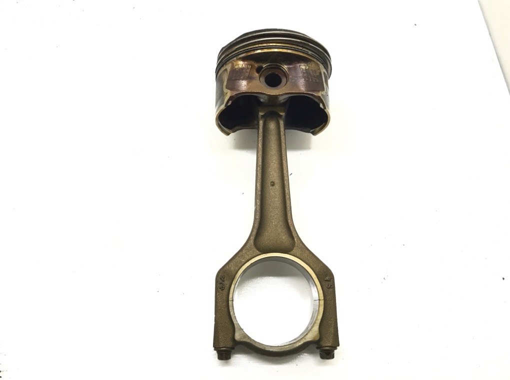 Поршень бу для BMW 3 E90/E91/E92/E93 2.0 i, 2007 г.