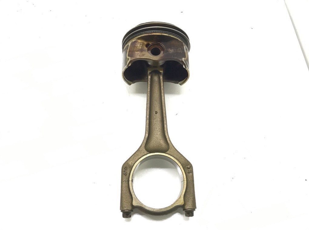 Поршень бу для BMW 3 E90/E91/E92/E93 2.0 i, 2007 г.