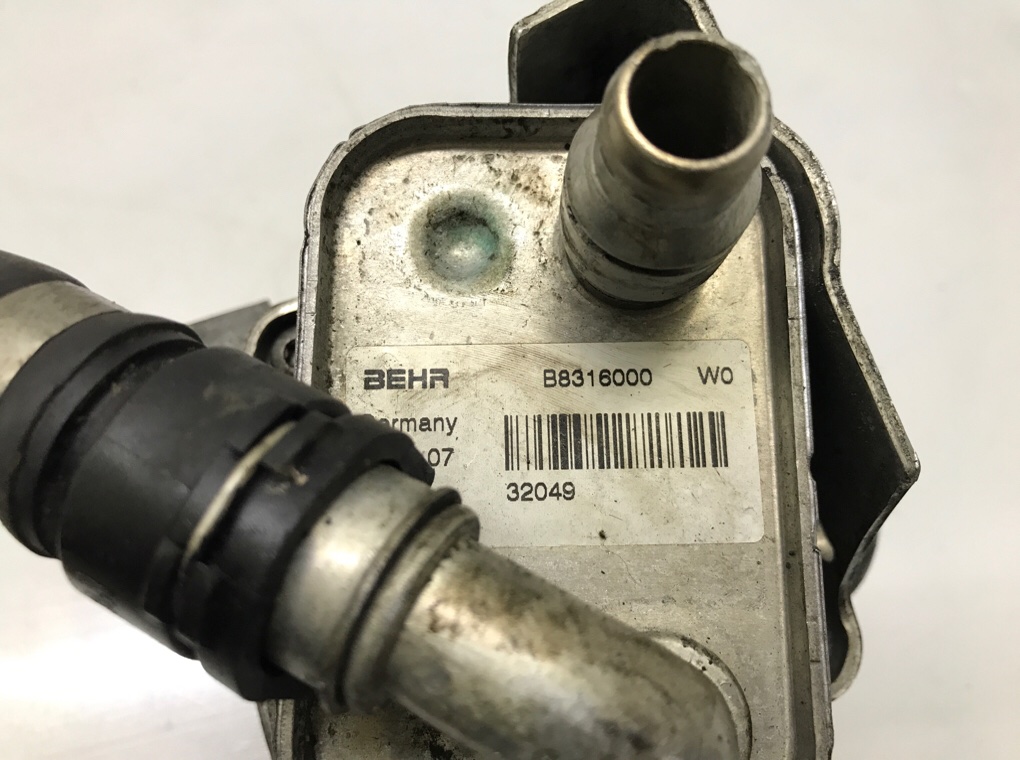 Корпус масляного фильтра бу для BMW 3 E90/E91/E92/E93 2.0 i,  2007 г.