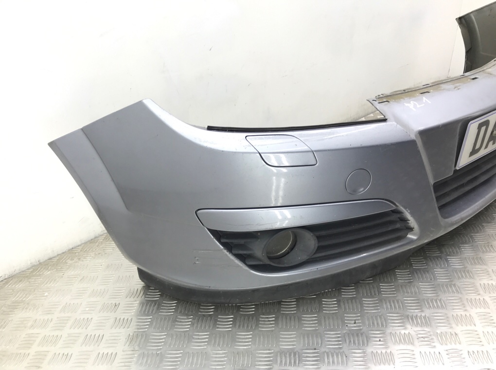 Бампер передний бу для Opel Astra H 1.7 CDTi,  2004 г.