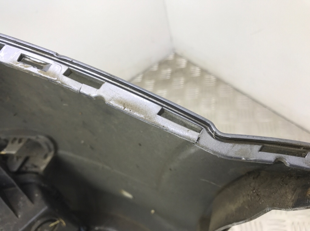 Бампер передний бу для Opel Astra H 1.7 CDTi,  2004 г.