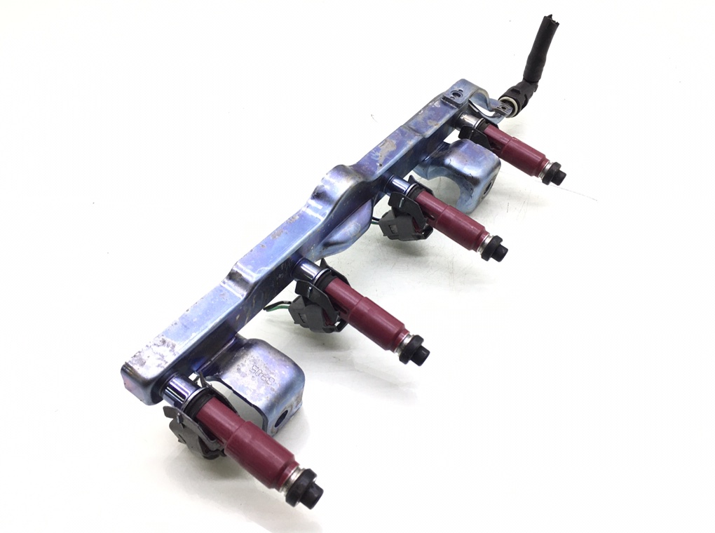 Топливная рампа бу для Mazda 3  BK 1.6 i,  2008 г.