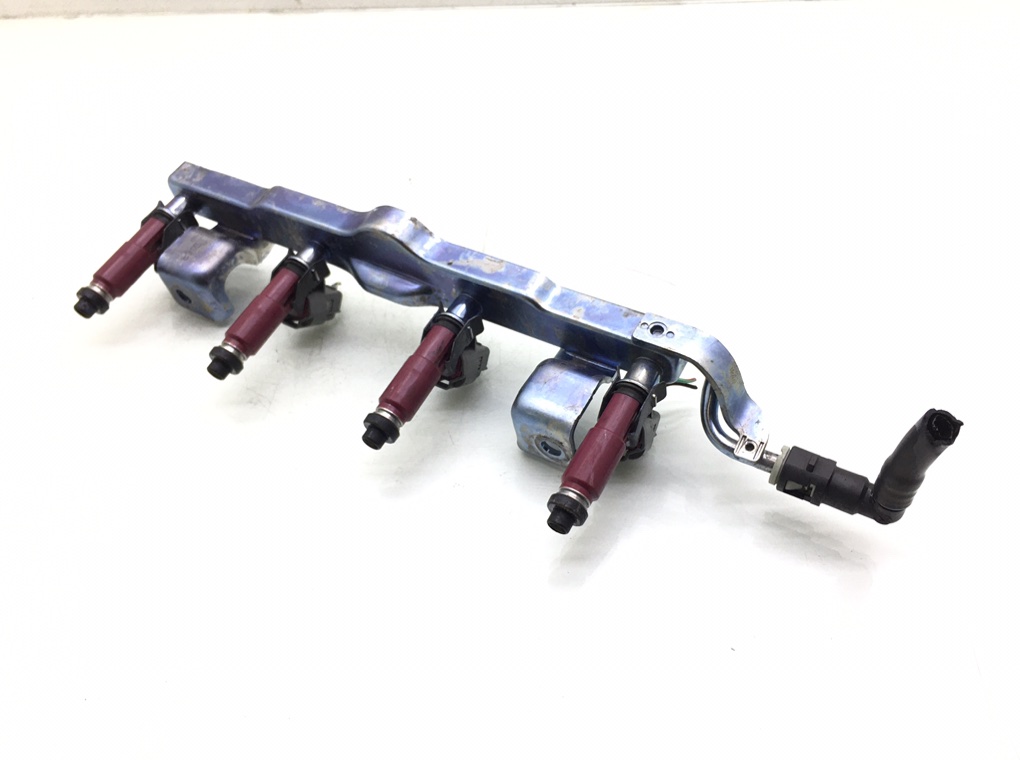 Топливная рампа бу для Mazda 3  BK 1.6 i,  2008 г.