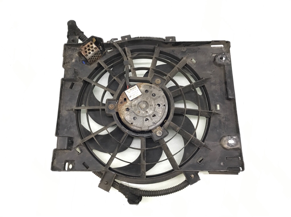 Вентилятор радиатора бу для Opel Astra H 1.7 CDTi, 2004 г. Вентилятор радиатора бу для Opel Astra H 1.7 CDTi, 2004 г.