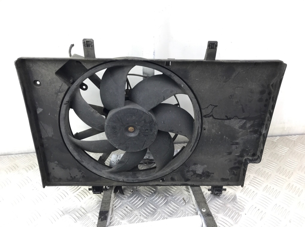 Вентилятор радиатора бу для Ford Fiesta 6 1.6 TDCI, 2009 г. Вентилятор радиатора бу для Ford Fiesta 6 1.6 TDCI, 2009 г.