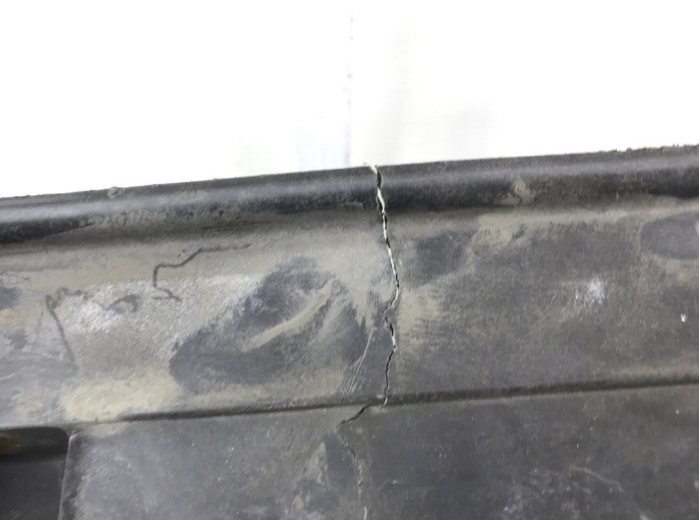 Панель передняя (телевизор) бу для Peugeot 3008 1 1.6 HDi,  2012 г.