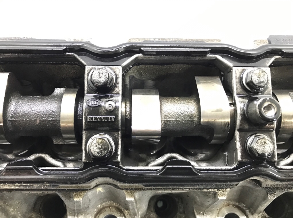 Головка блока цилиндров бу для Renault Laguna 2 1.9 DCi,  2006 г.