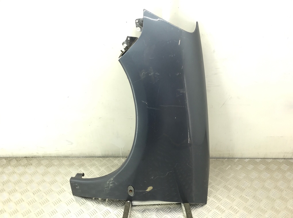 Крыло переднее левое бу для Peugeot Partner 1 1.4 i, 2008 г.