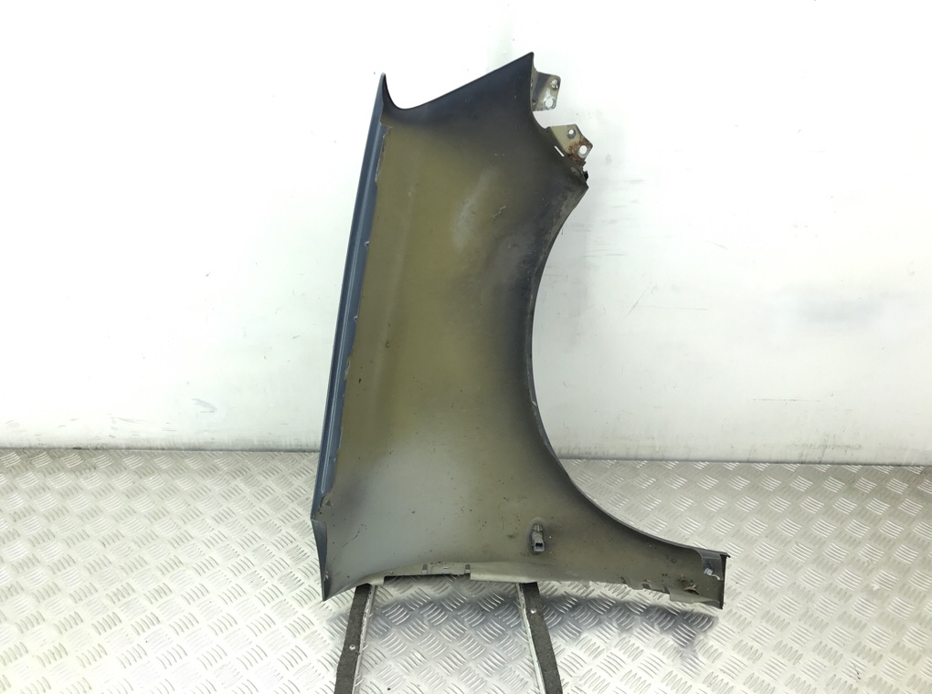 Крыло переднее левое бу для Peugeot Partner 1 1.4 i,  2008 г.