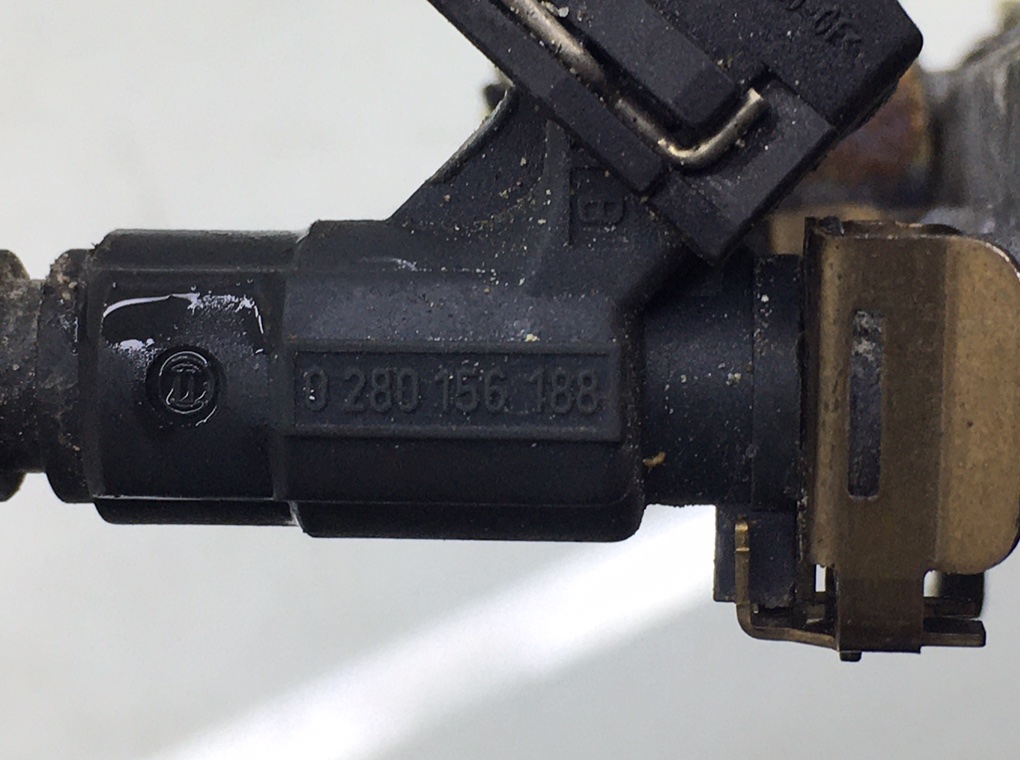 Топливная рампа бу для Honda Jazz 1.3 i, 2006 г. Топливная рампа бу для Honda Jazz 1.3 i, 2006 г.