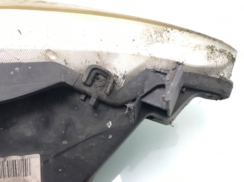 Фара левая бу для Peugeot 307  2.0 HDi,  2002 г.