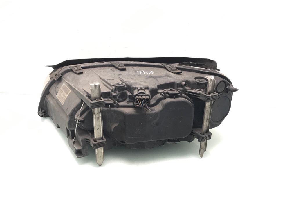 Фара правая бу для Volvo S80 2.4 D5, 2007 г. Фара правая бу для Volvo S80 2.4 D5, 2007 г.