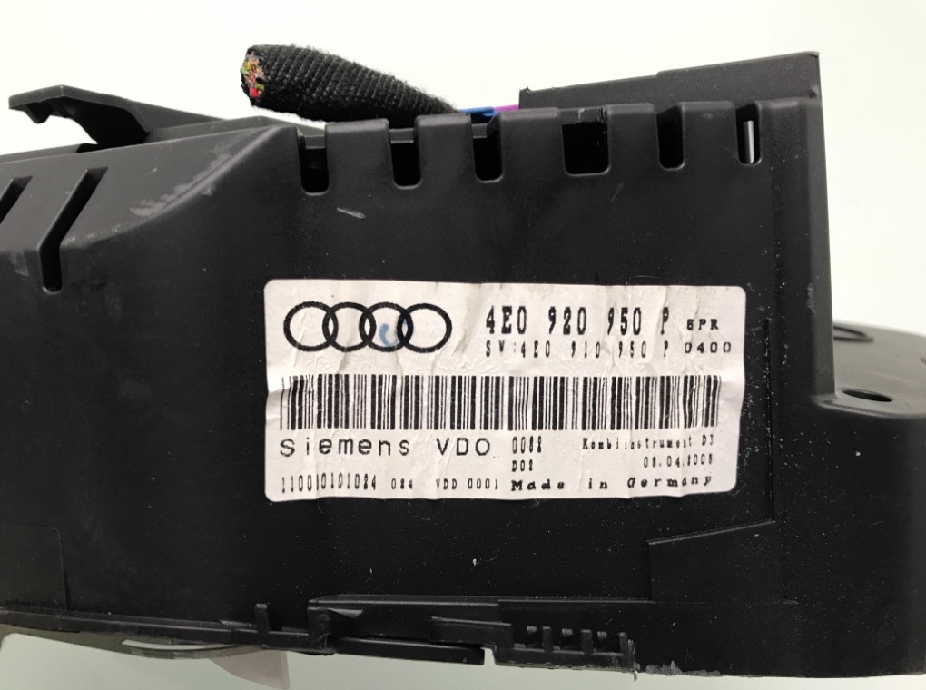 Щиток приборов (приборная панель) бу для Audi A8 D3 3.0 TDi,  2005 г.