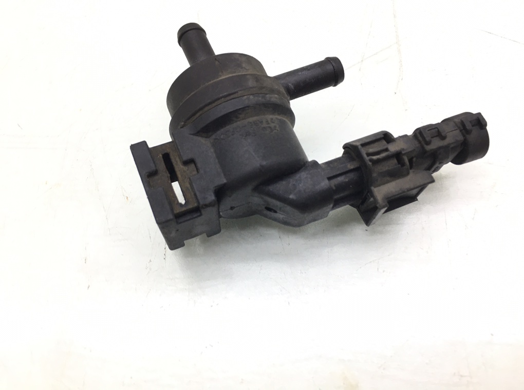 Клапан вентиляции топливного бака бу для Kia Rio 3 1.2 i,  2012 г.