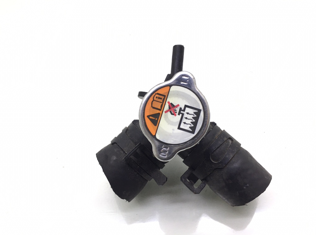 Фланец (тройник) системы охлаждения бу для Kia Rio 3 1.2 i, 2012 г. Фланец (тройник) системы охлаждения бу для Kia Rio 3 1.2 i, 2012 г.