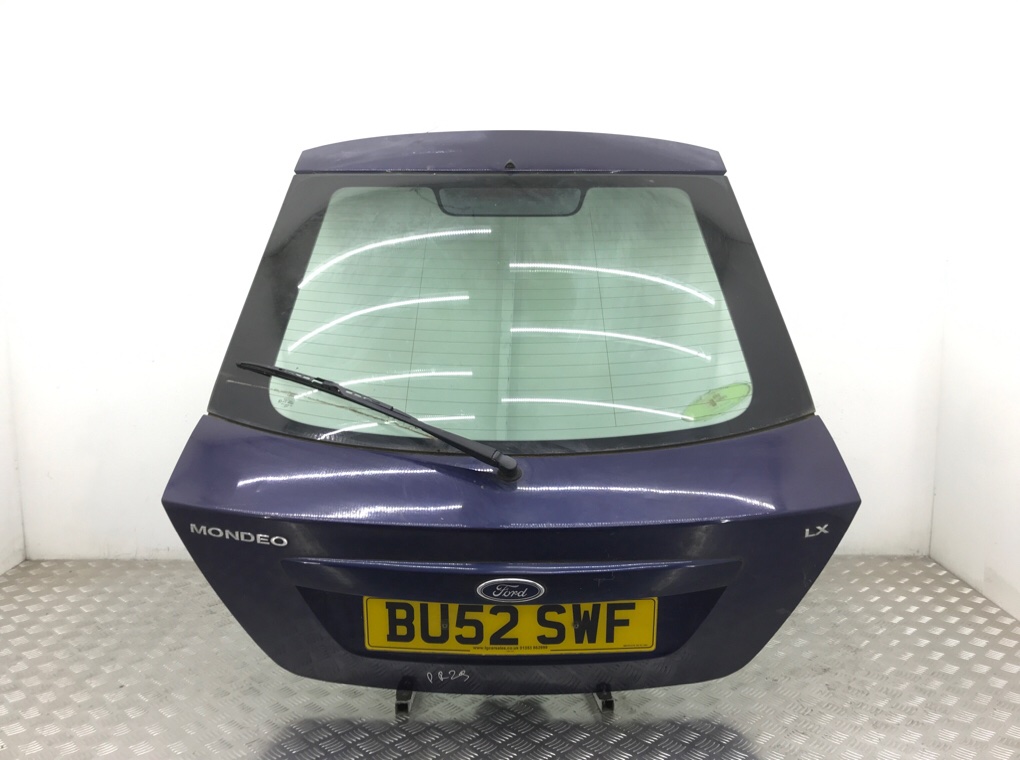 Крышка багажника бу для Ford Mondeo 3 1.8 i, 2002 г.