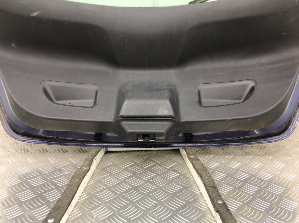 Крышка багажника бу для Ford Mondeo 3 1.8 i,  2002 г.