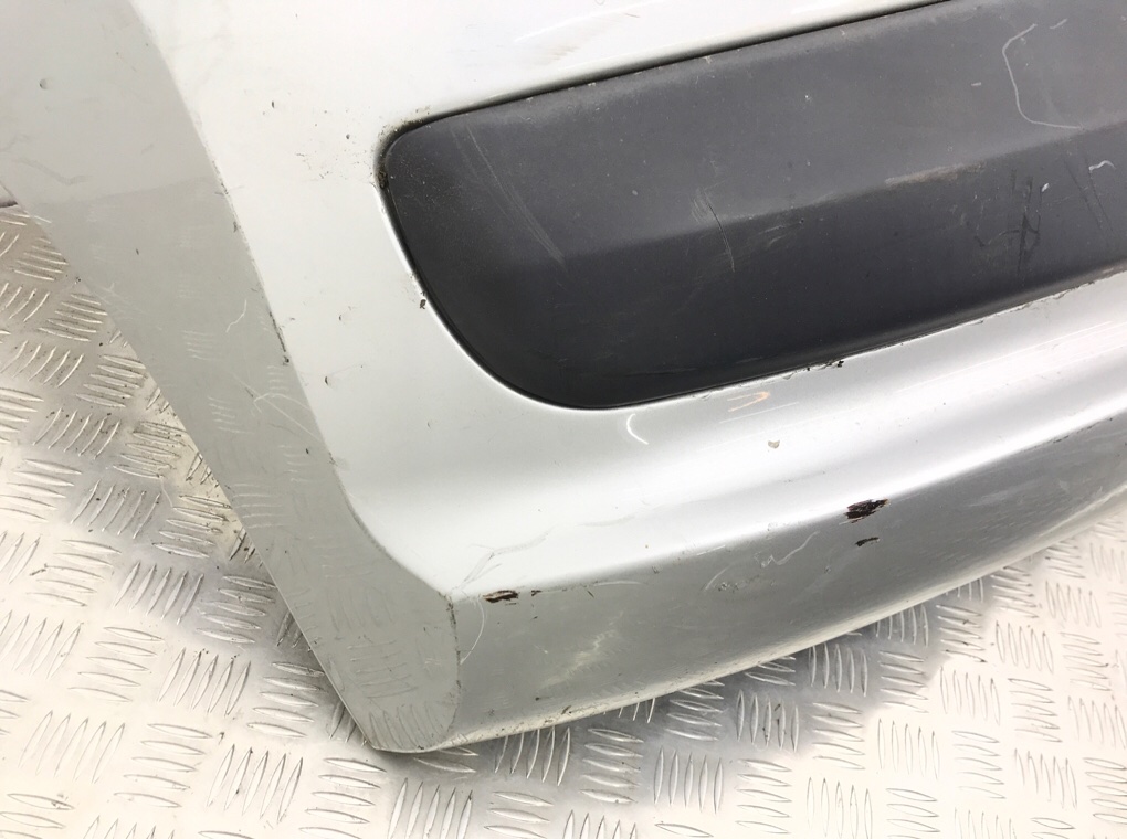 Бампер задний бу для Peugeot 207  1.4 i,  2007 г.