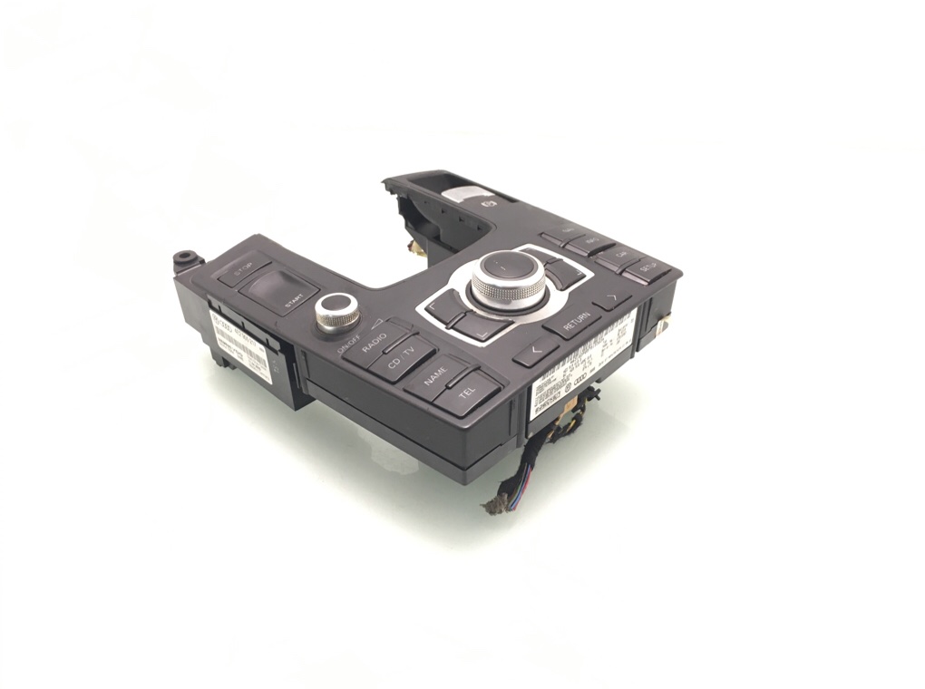 Блок мультимедиа бу для Audi A8 D3 3.0 TDi, 2005 г. Блок мультимедиа бу для Audi A8 D3 3.0 TDi, 2005 г.