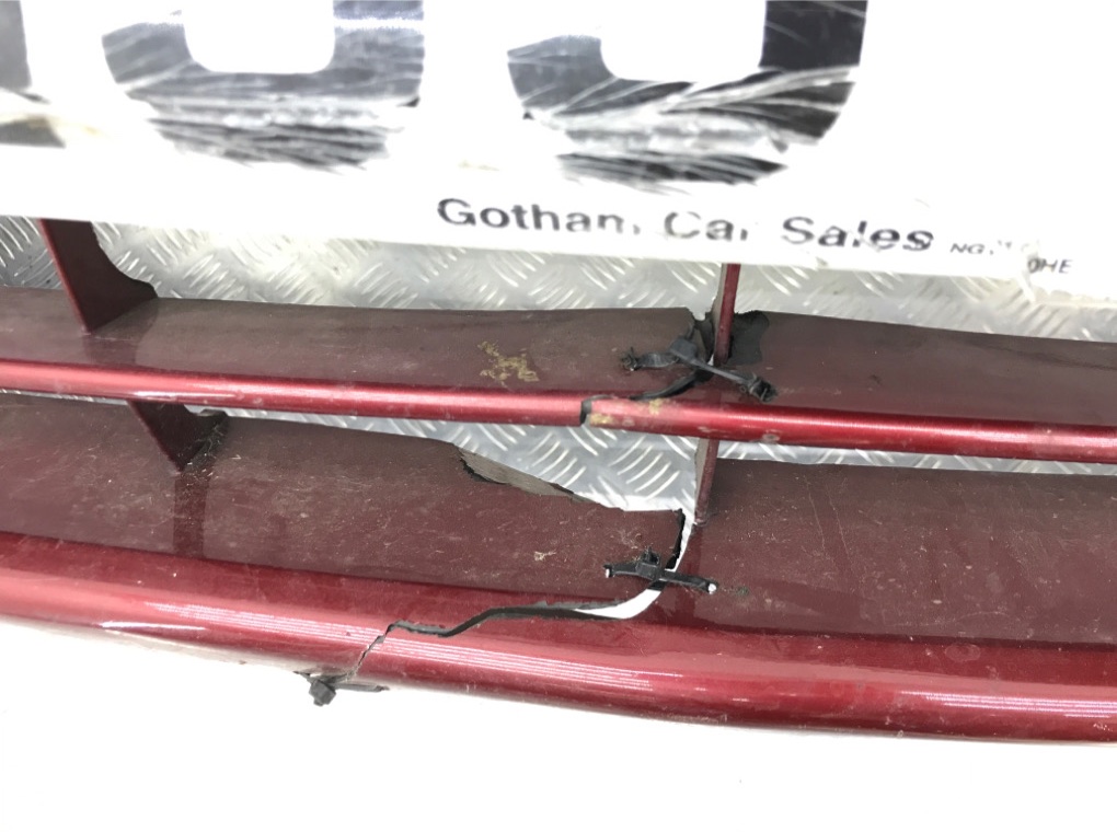 Бампер передний бу для Suzuki Liana 1 1.6 i, 2003 г. Бампер передний бу для Suzuki Liana 1 1.6 i, 2003 г.