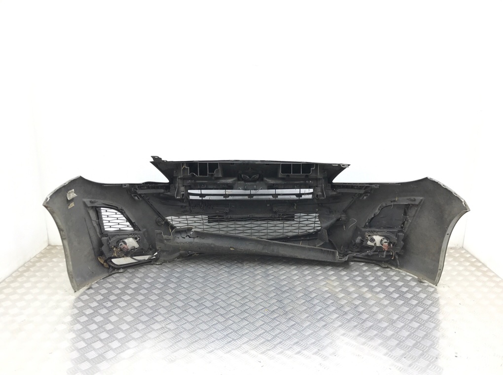 Бампер передний бу для Mazda 3 BL 2.2 CDTi, 2009 г. Бампер передний бу для Mazda 3 BL 2.2 CDTi, 2009 г.