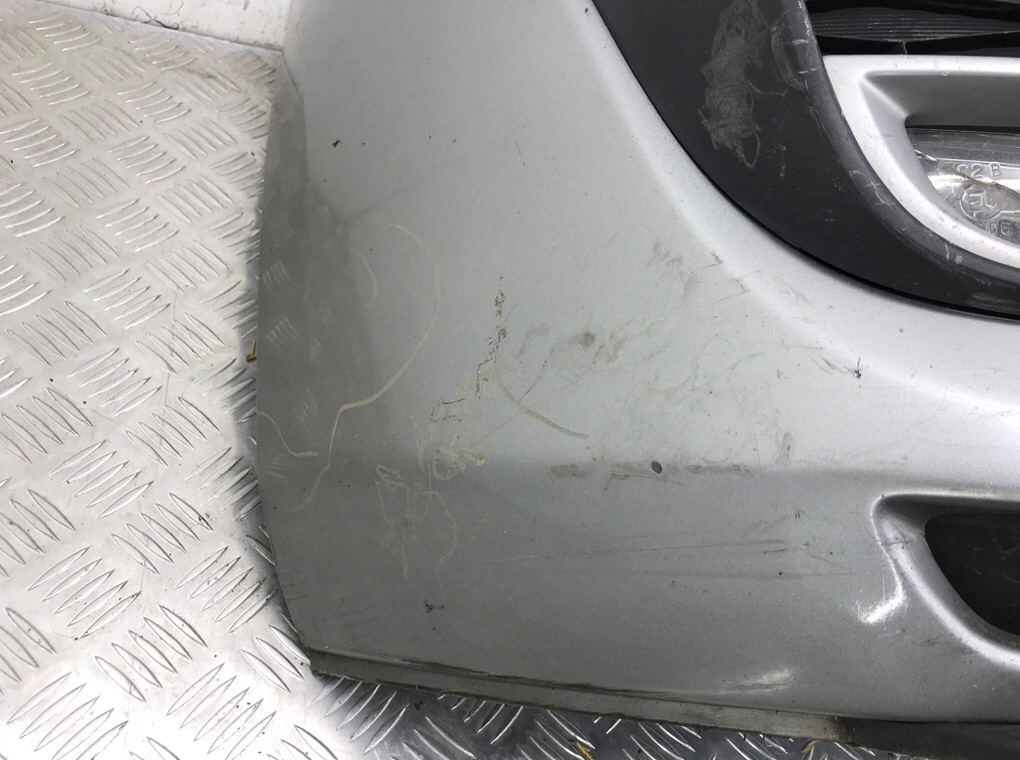 Бампер передний бу для Mazda 3 BL 2.2 CDTi, 2009 г. Бампер передний бу для Mazda 3 BL 2.2 CDTi, 2009 г.