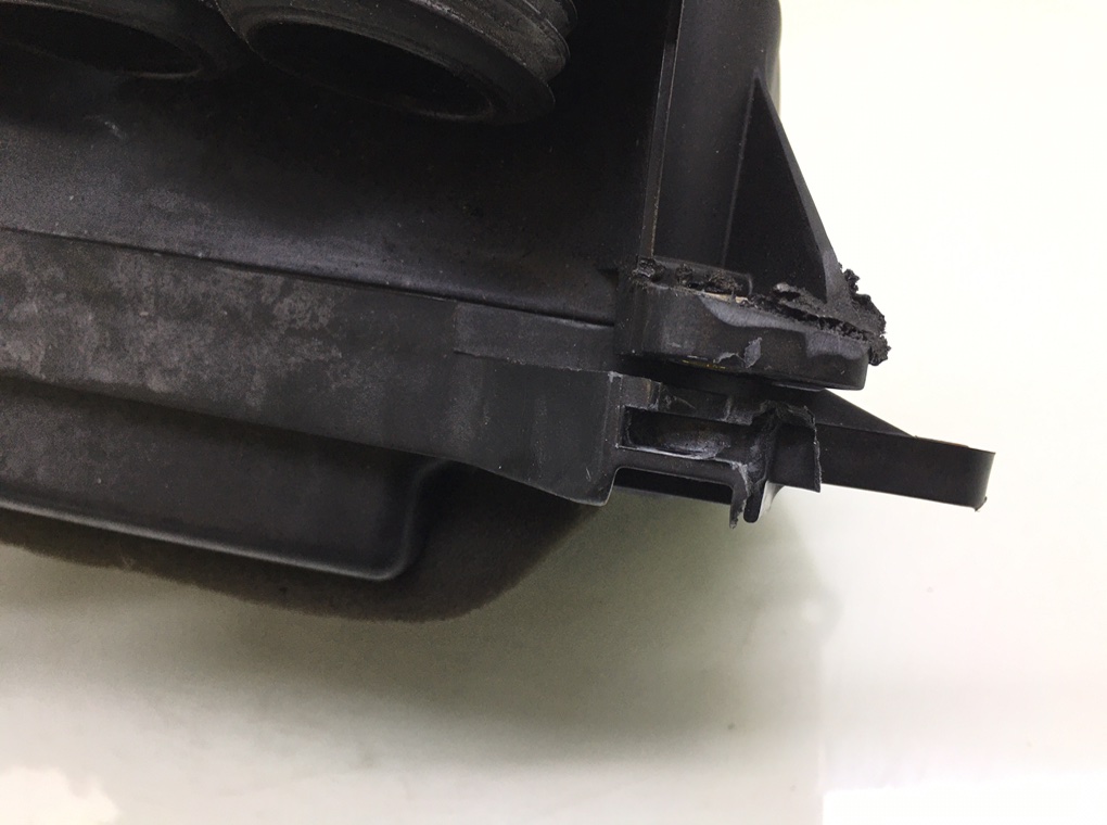 Корпус воздушного фильтра бу для Nissan Micra K12 1.0 i,  2004 г.