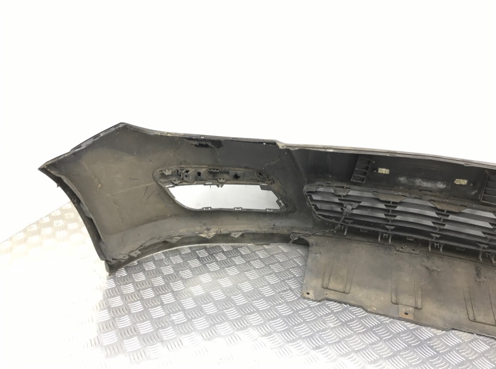 Бампер передний бу для Opel Astra H 1.6 i, 2005 г. Бампер передний бу для Opel Astra H 1.6 i, 2005 г.