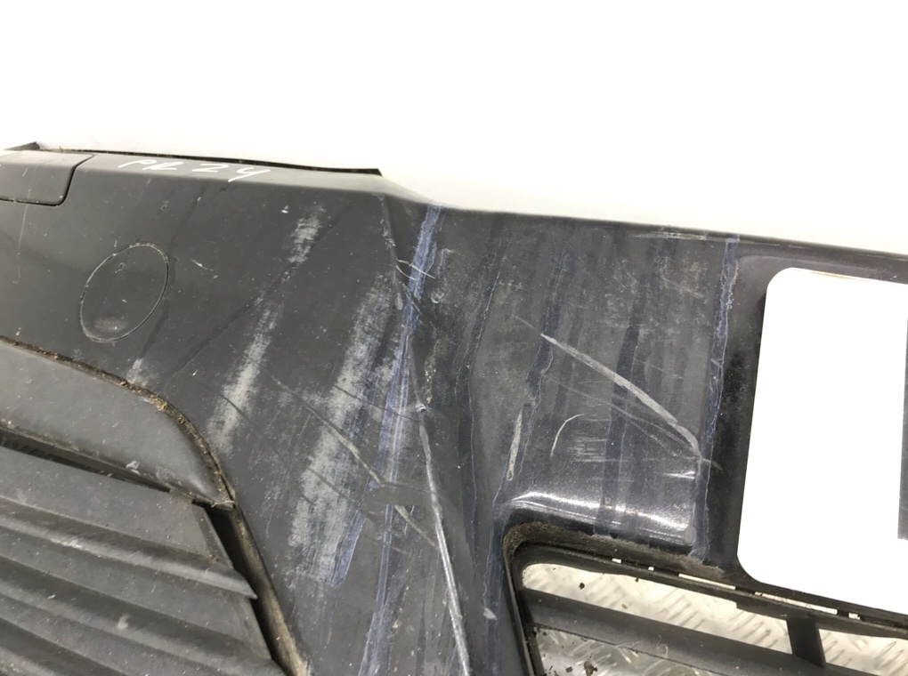 Бампер передний бу для Opel Astra H 1.6 i, 2005 г. Бампер передний бу для Opel Astra H 1.6 i, 2005 г.