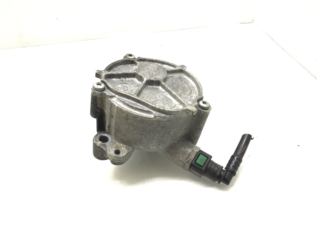 Насос вакуумный бу для Ford Focus 2 2.0 TDCi,  2005 г.