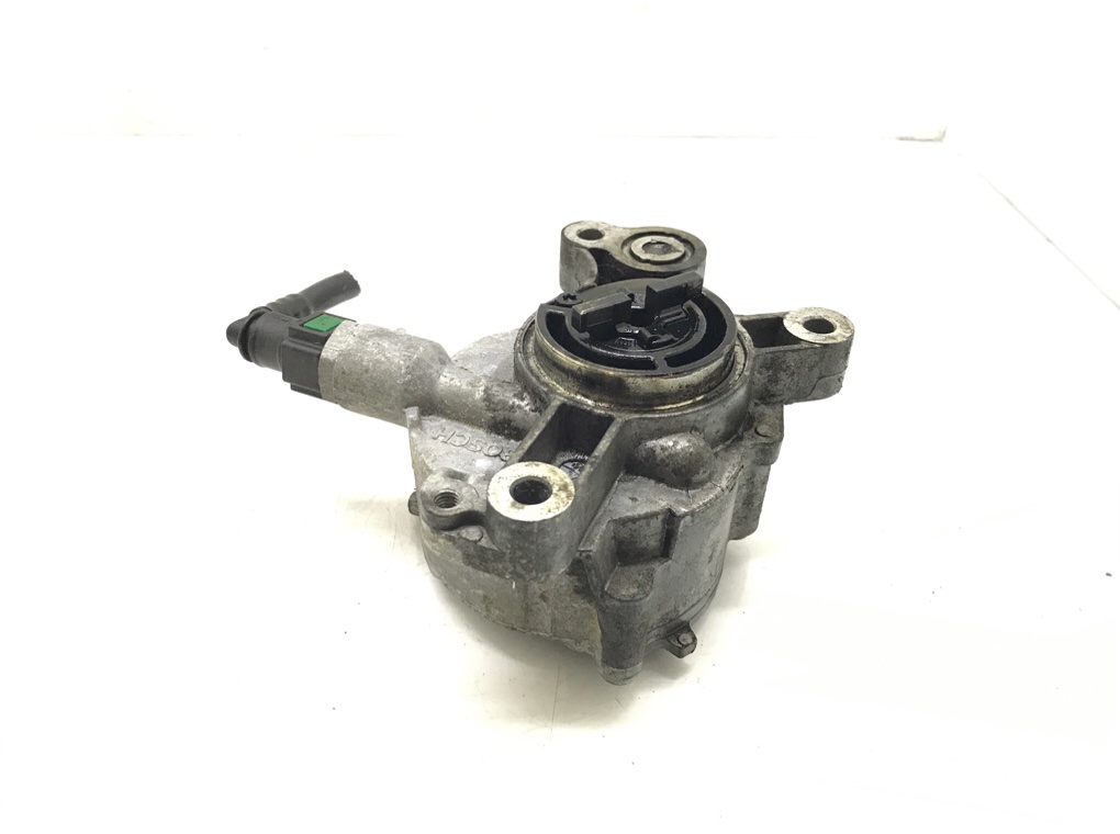 Насос вакуумный бу для Ford Focus 2 2.0 TDCi,  2005 г.