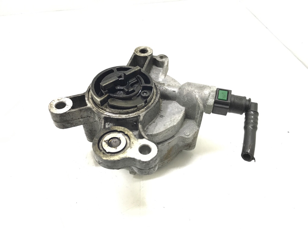 Насос вакуумный бу для Ford Focus 2 2.0 TDCi,  2005 г.