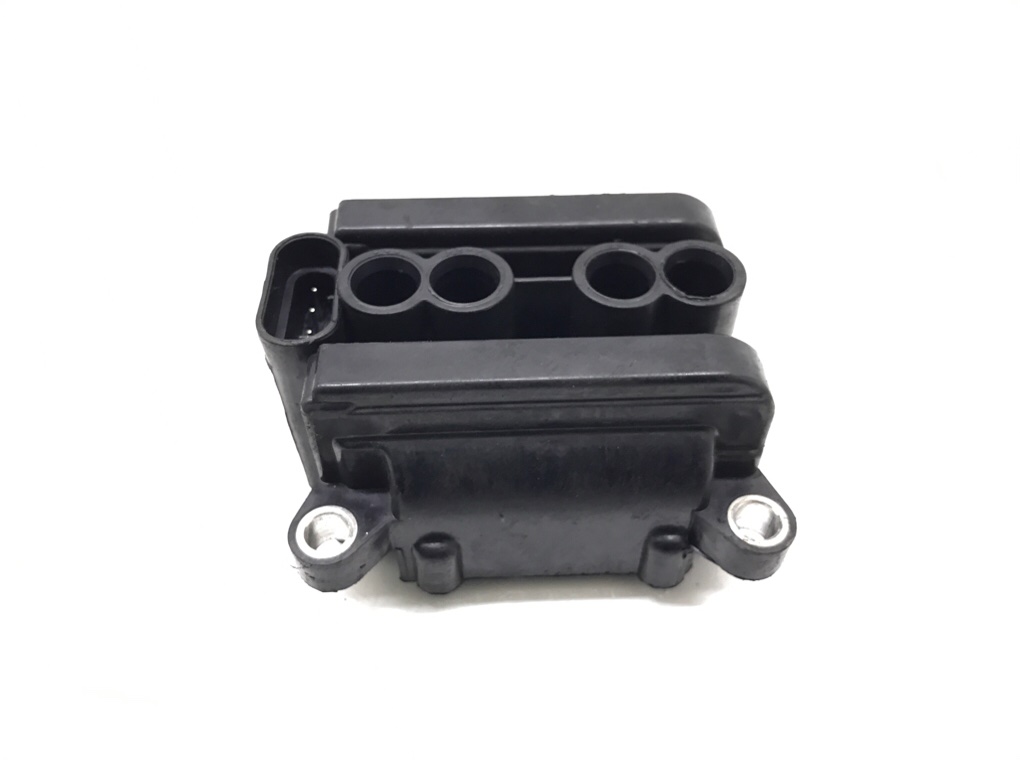 Катушка зажигания бу для Renault Clio 2 1.2 i, 2004 г. Катушка зажигания бу для Renault Clio 2 1.2 i, 2004 г.