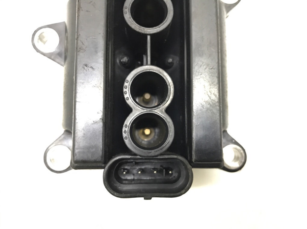 Катушка зажигания бу для Renault Clio 2 1.2 i, 2004 г. Катушка зажигания бу для Renault Clio 2 1.2 i, 2004 г.