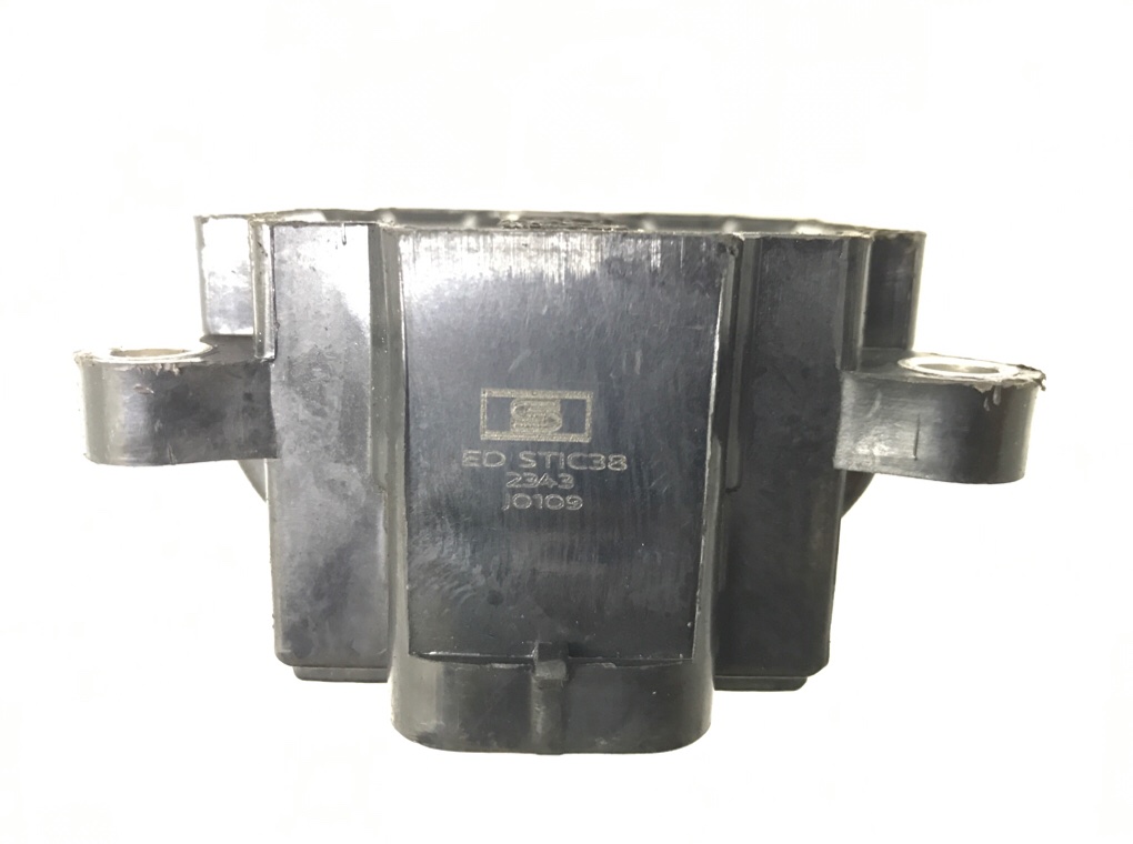 Катушка зажигания бу для Renault Clio 2 1.2 i, 2004 г. Катушка зажигания бу для Renault Clio 2 1.2 i, 2004 г.