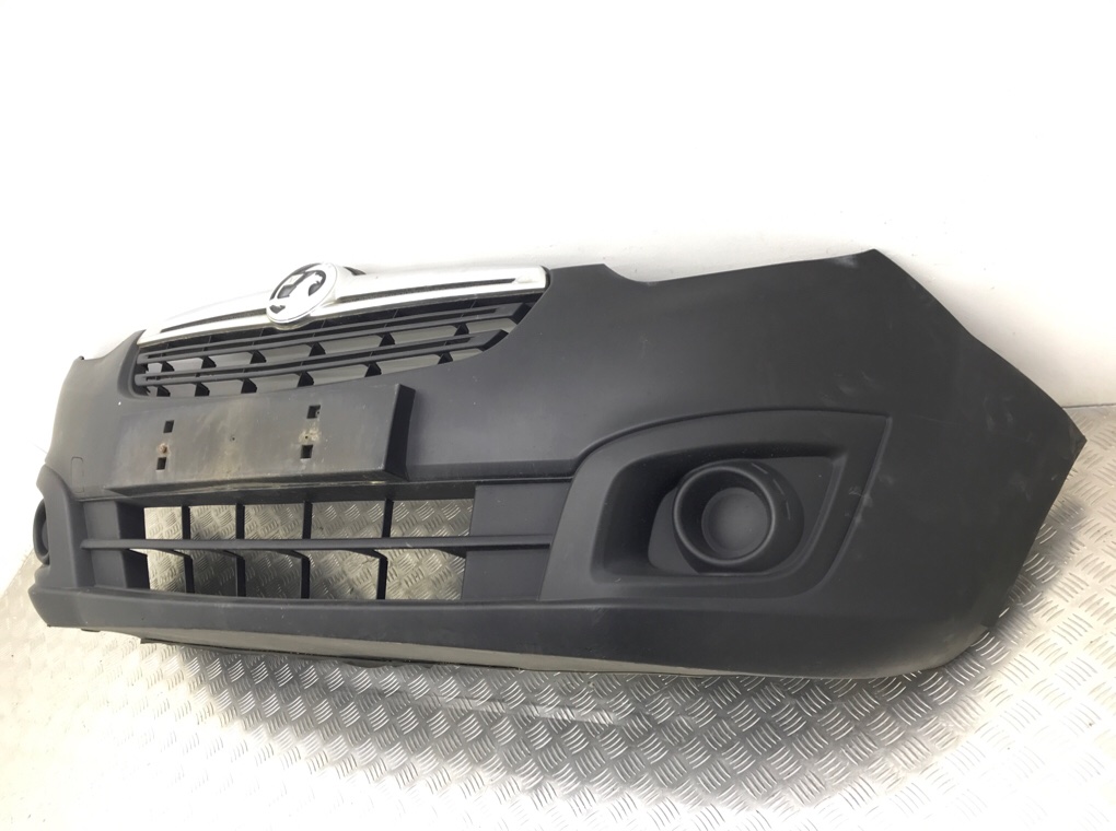 Бампер передний бу для Opel Combo D , 2012 г. Бампер передний бу для Opel Combo D , 2012 г.