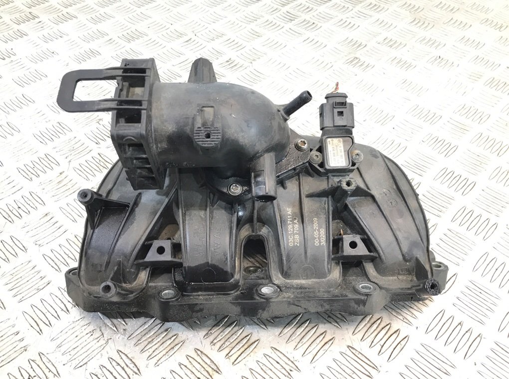 Коллектор впускной бу для Volkswagen Scirocco 1.4 TSI, 2009 г.