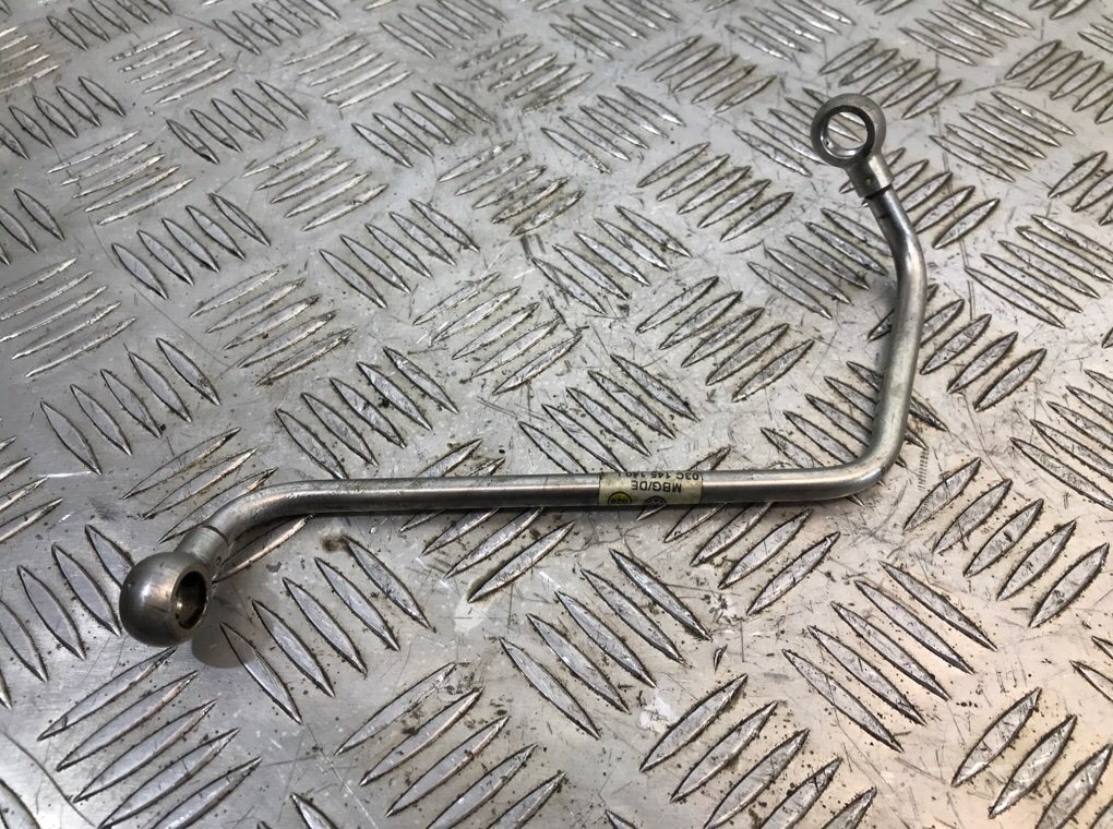 Масляная трубка турбины бу для Volkswagen Scirocco  1.4 TSI,  2009 г.