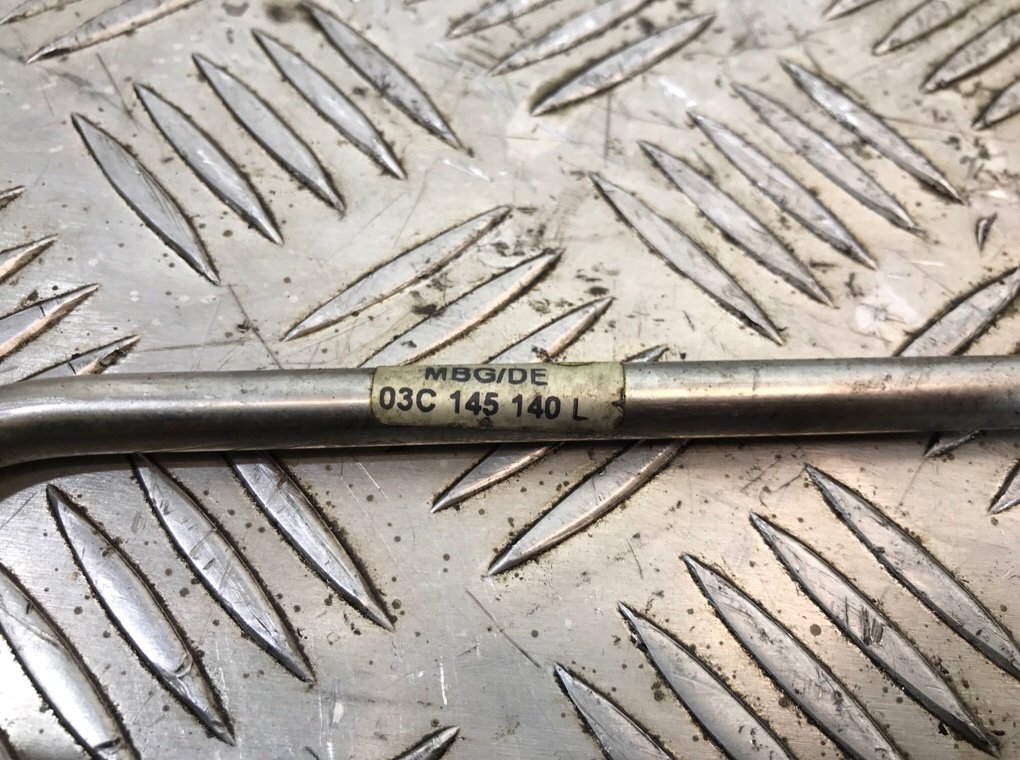 Масляная трубка турбины бу для Volkswagen Scirocco  1.4 TSI,  2009 г.