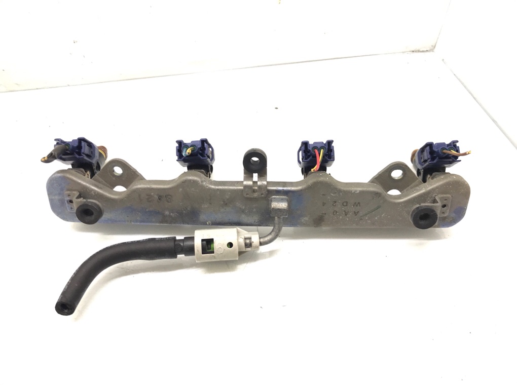 Топливная рампа бу для Honda Civic 8 1.8 i, 2008 г. Топливная рампа бу для Honda Civic 8 1.8 i, 2008 г.