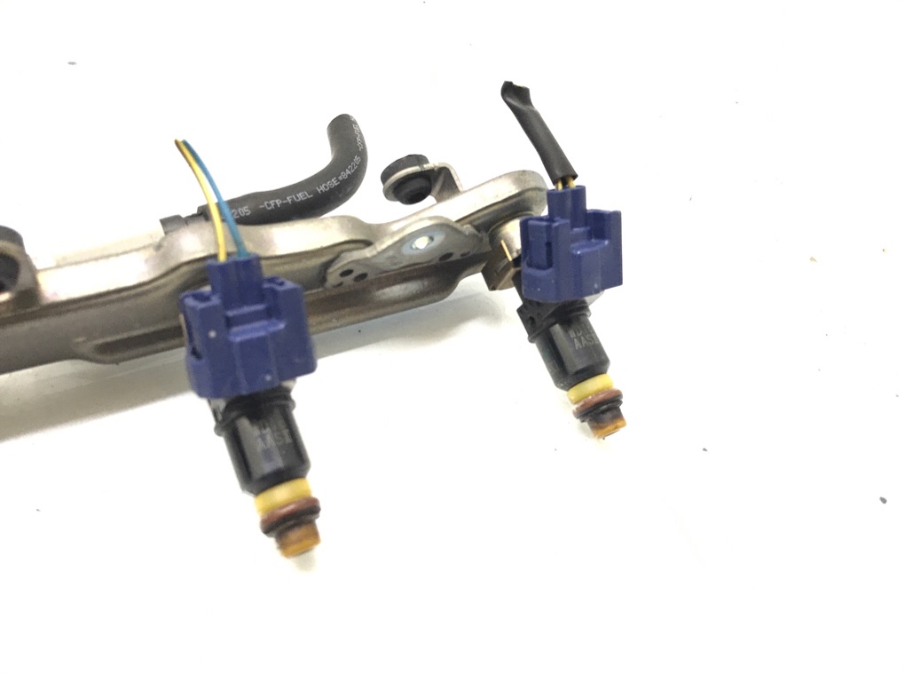 Топливная рампа бу для Honda Civic 8 1.8 i, 2008 г. Топливная рампа бу для Honda Civic 8 1.8 i, 2008 г.