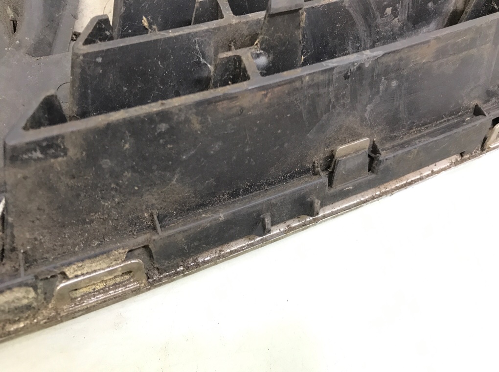 Решетка радиатора бу для Opel Astra H 1.7 CDTi, 2007 г. Решетка радиатора бу для Opel Astra H 1.7 CDTi, 2007 г.