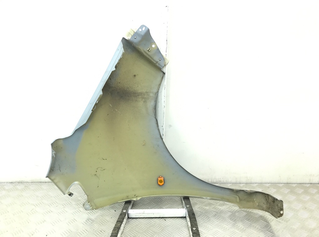 Крыло переднее левое бу для Chevrolet Spark  1.0 i,  2010 г.