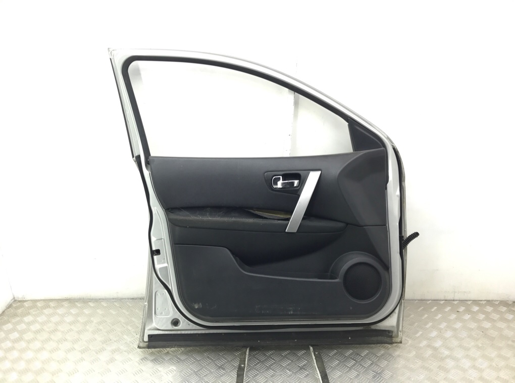 Дверь передняя левая бу для Nissan Qashqai 1 1.5 DCi,  2007 г.